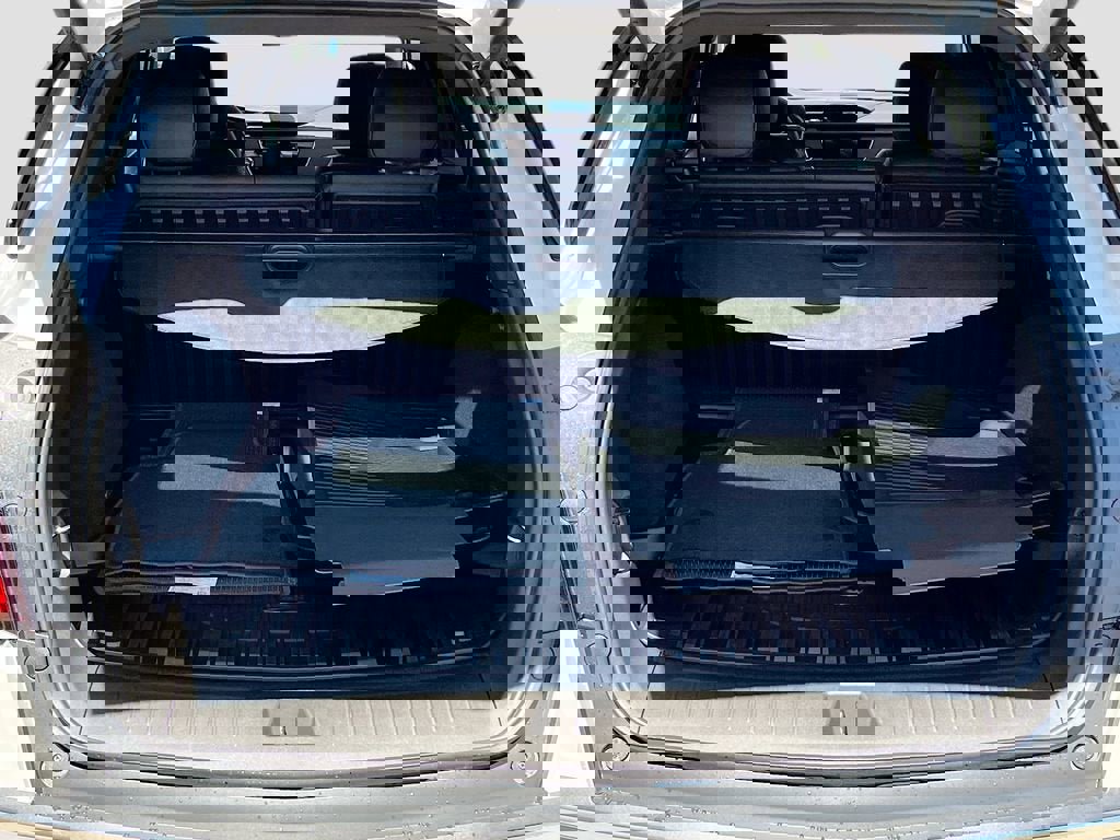 New 2025 Cadillac XT5 Luxury w/ LPO, Floor Liner Package image 25