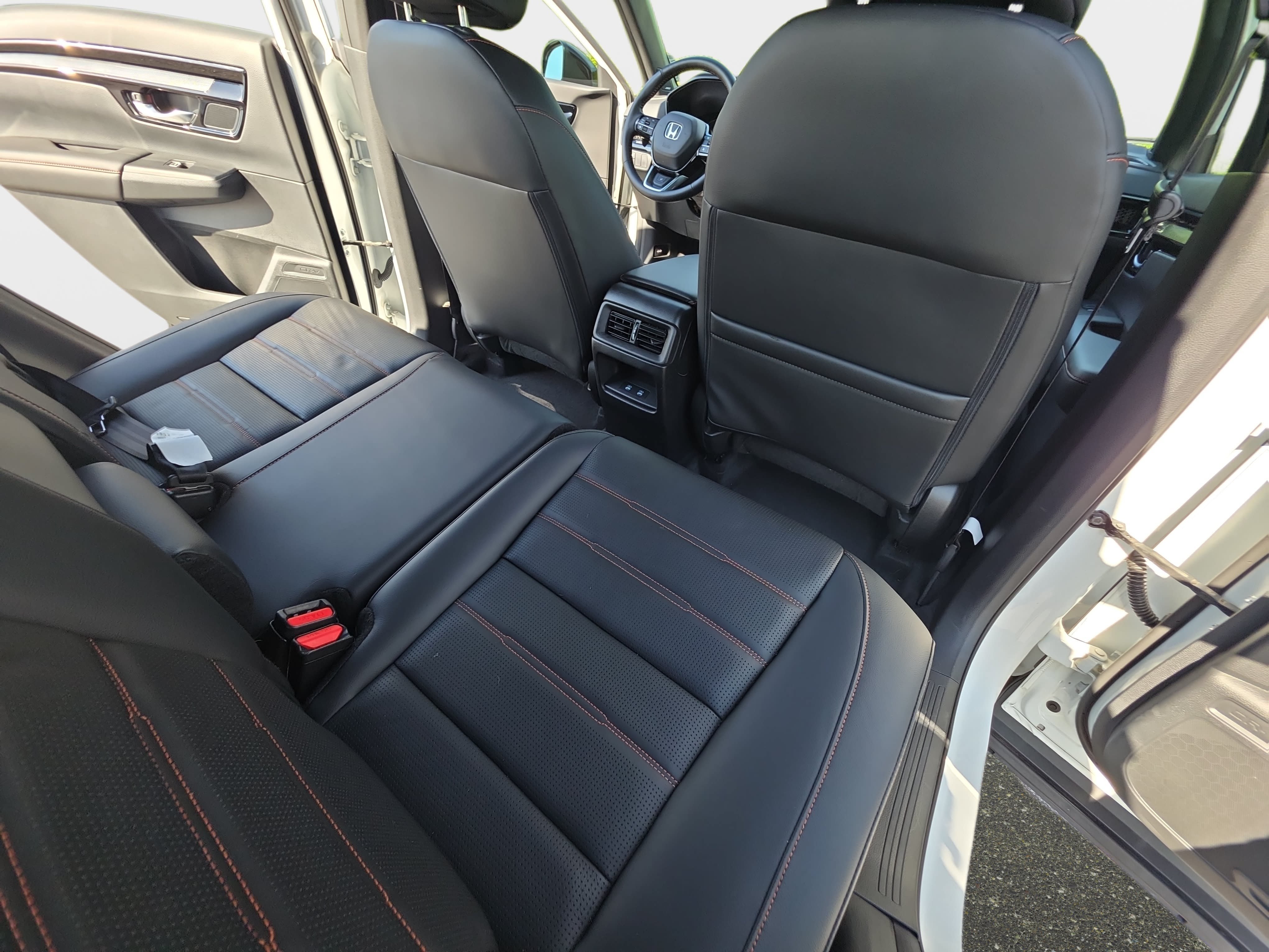 Used 2023 Honda CR-V Sport Touring image 11