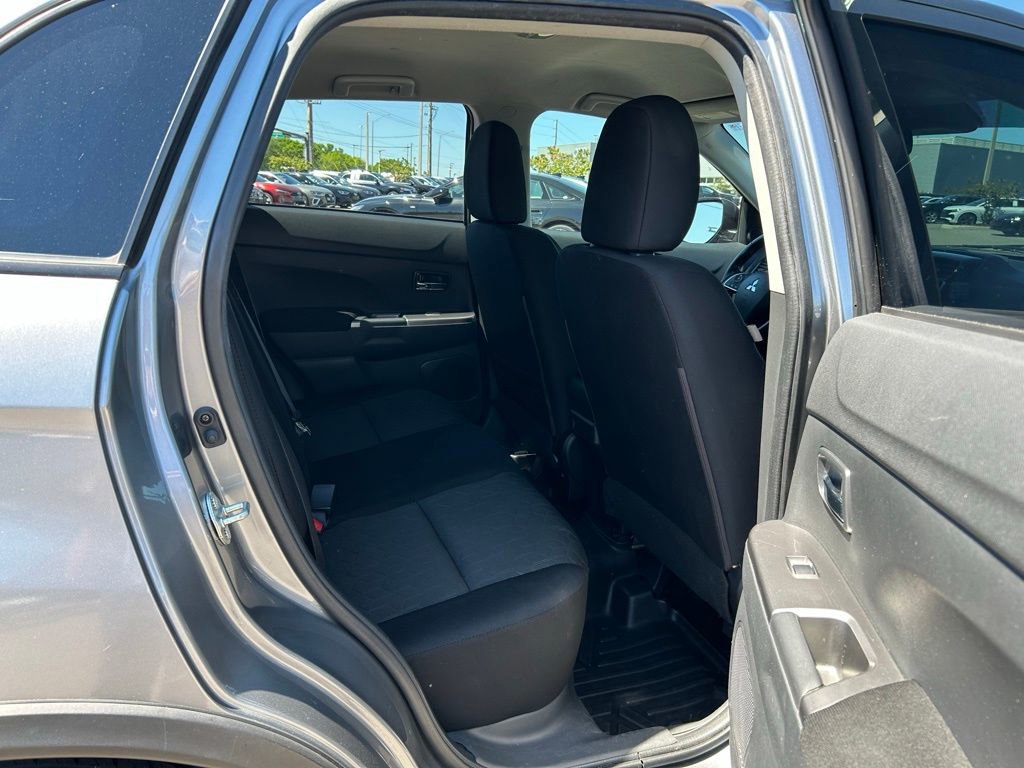 Used 2021 Mitsubishi Outlander Sport SE AWD/4WD image 46