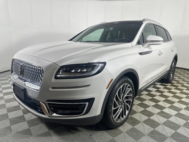 Used 2020 Lincoln Nautilus Reserve AWD/4WD image 3