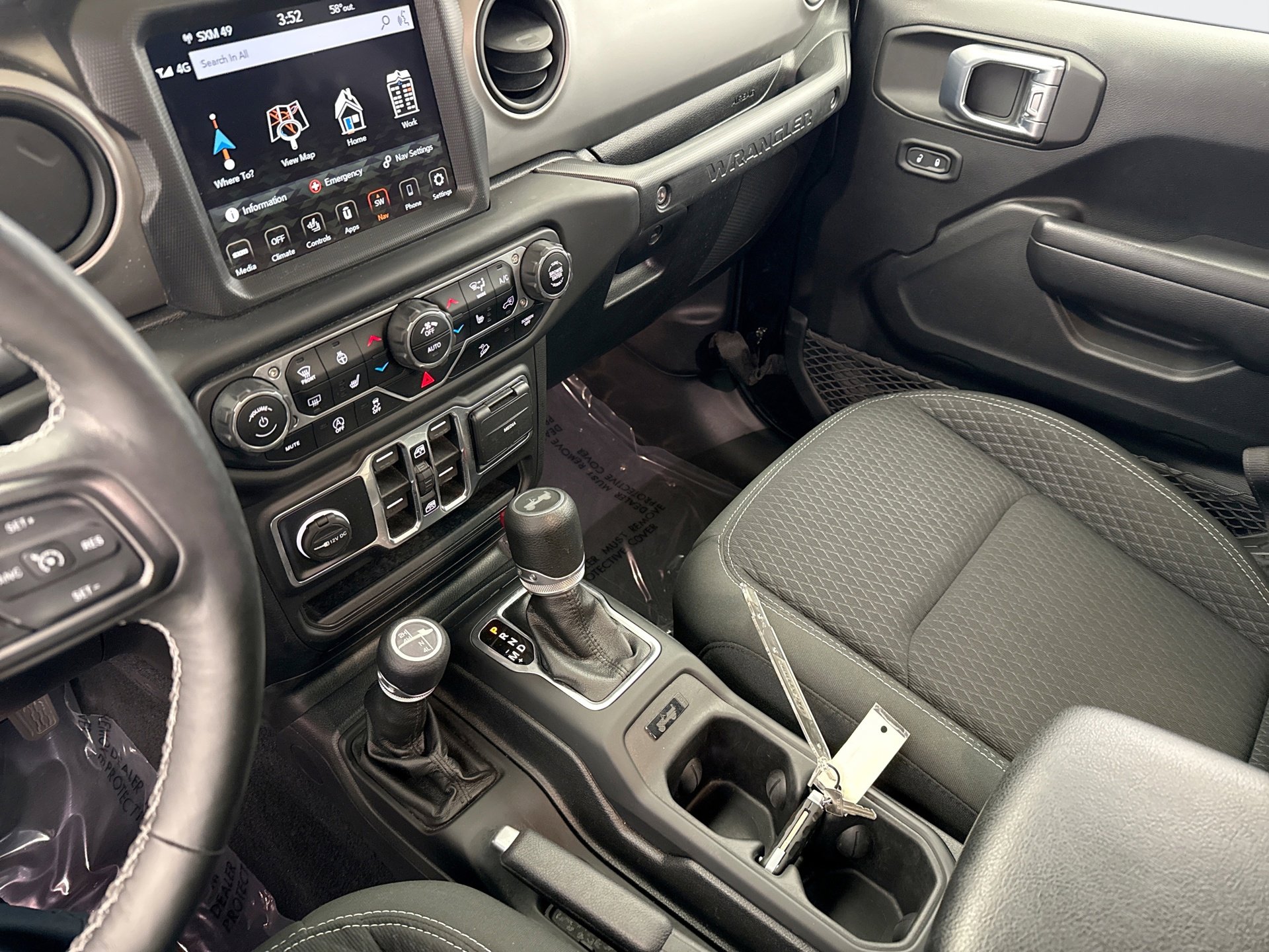 Used 2021 Jeep Wrangler Unlimited Sport AWD/4WD image 17