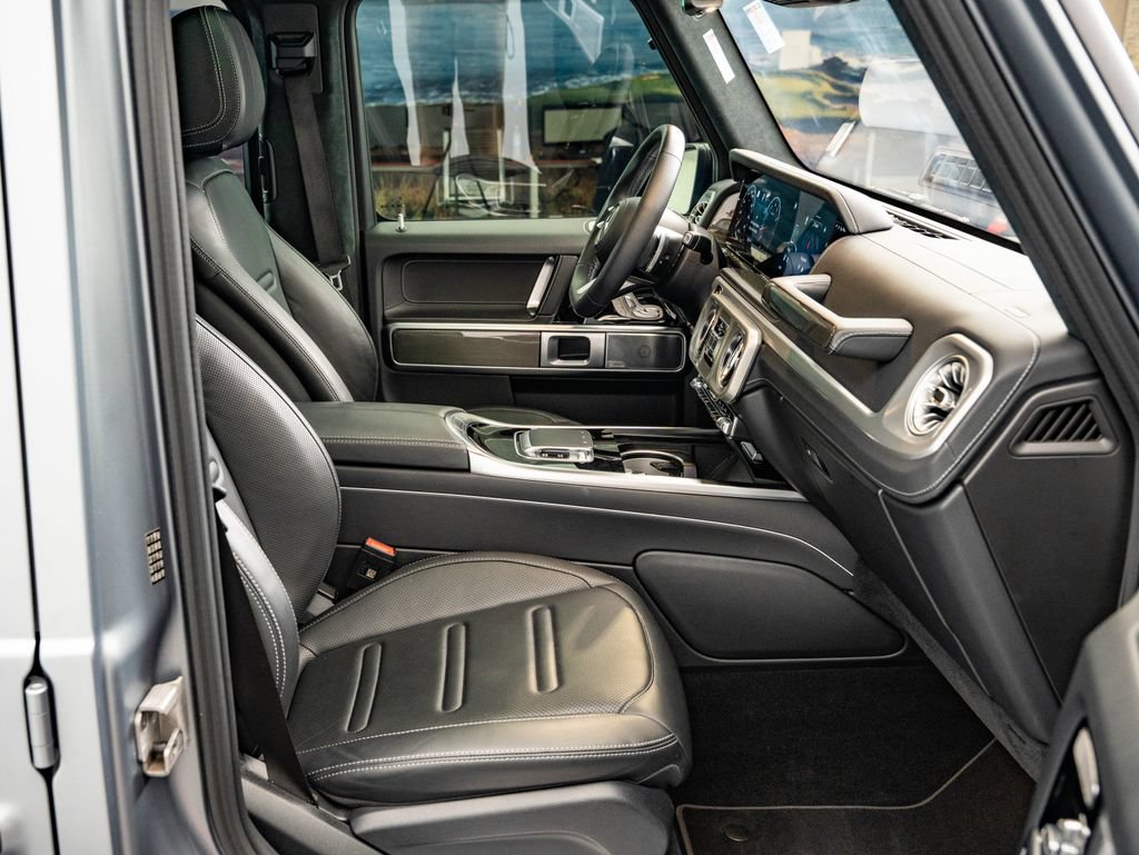 Certified 2025 Mercedes-Benz G 550 image 24