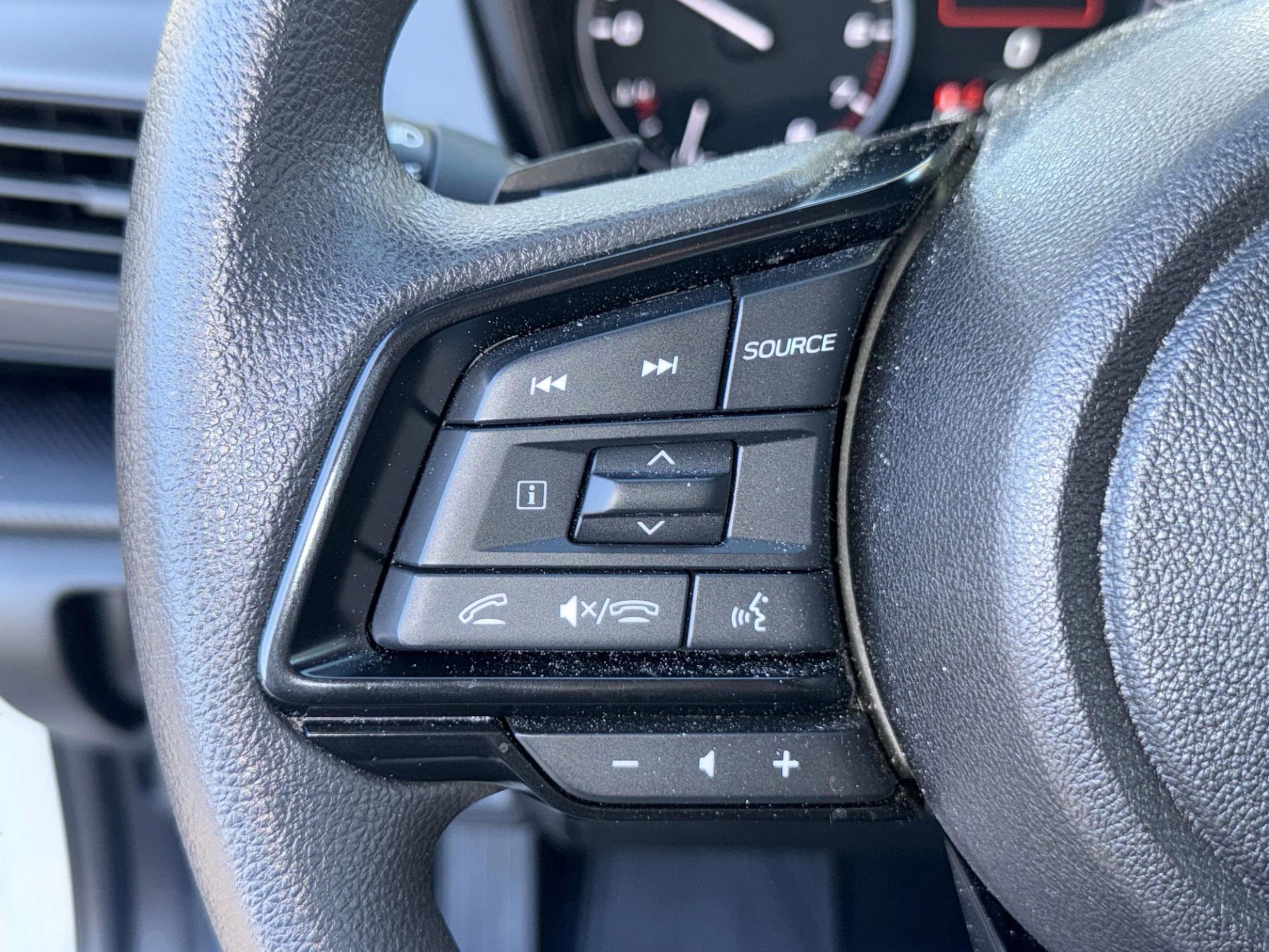 Used 2024 Subaru Crosstrek 2.0i Premium image 24