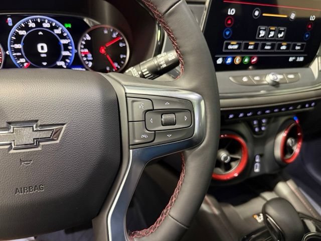 Used 2024 Chevrolet Blazer RS w/ Driver Confidence II Package FWD image 19