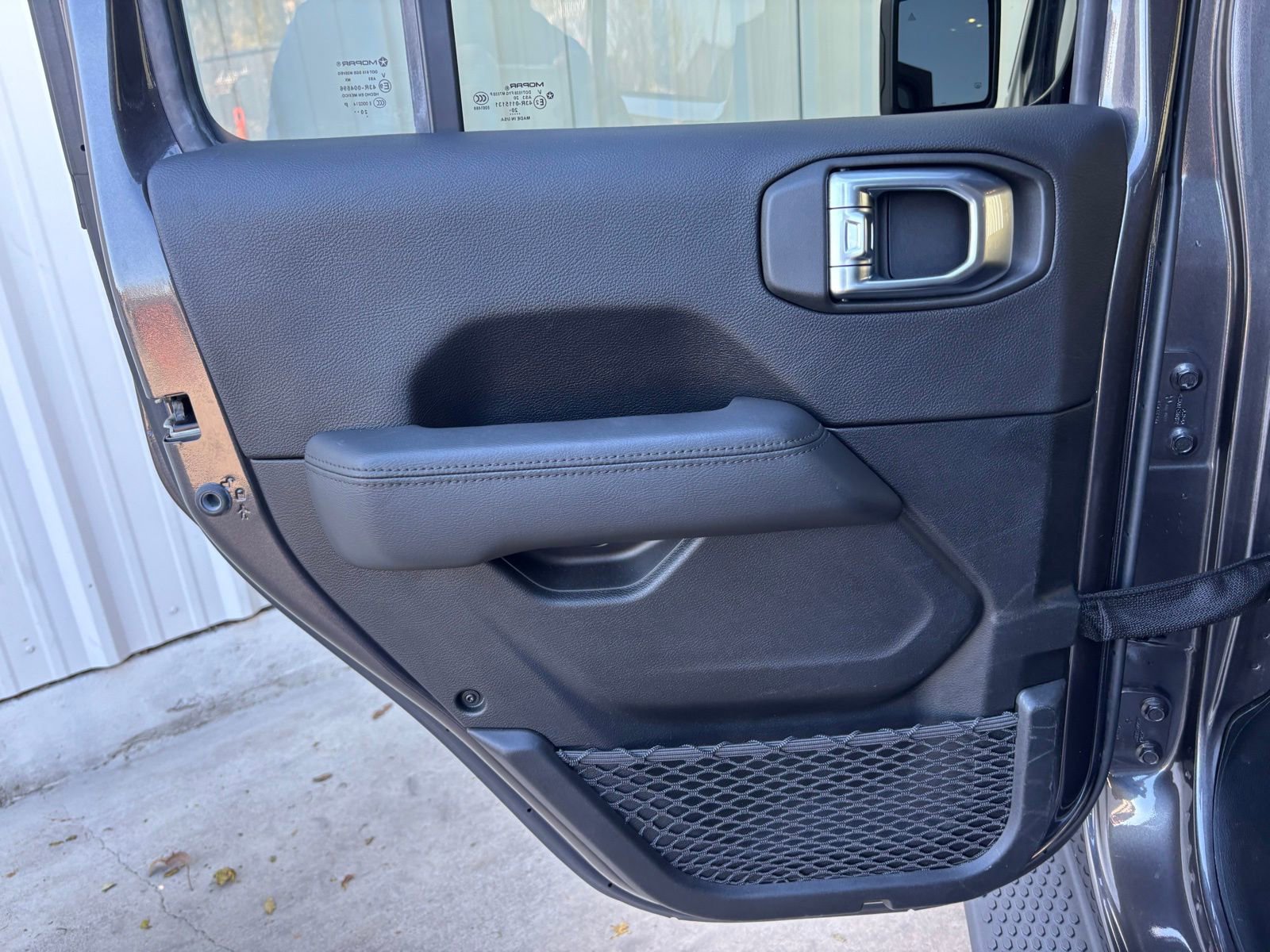 Used 2021 Jeep Wrangler Unlimited Sahara image 23