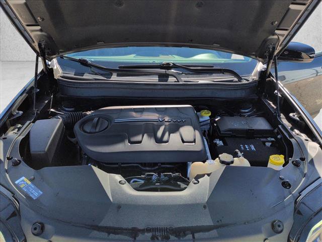 Used 2022 Jeep Cherokee Trailhawk image 22