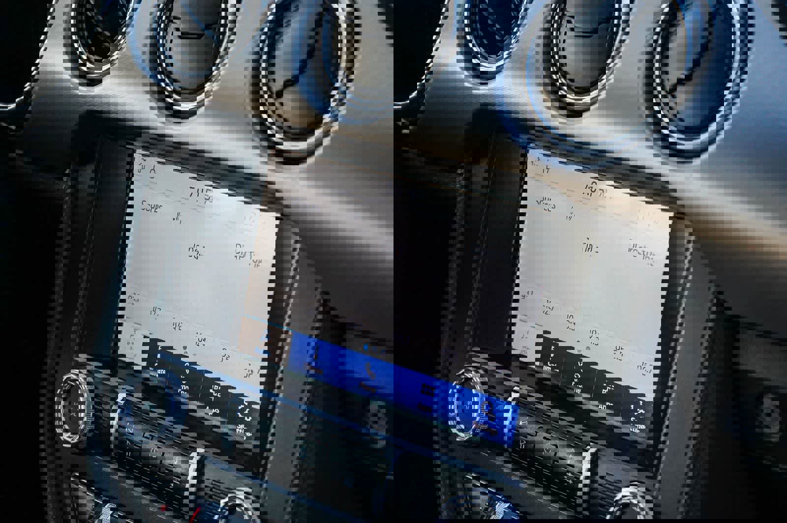 Used 2020 Ford Mustang Premium image 14