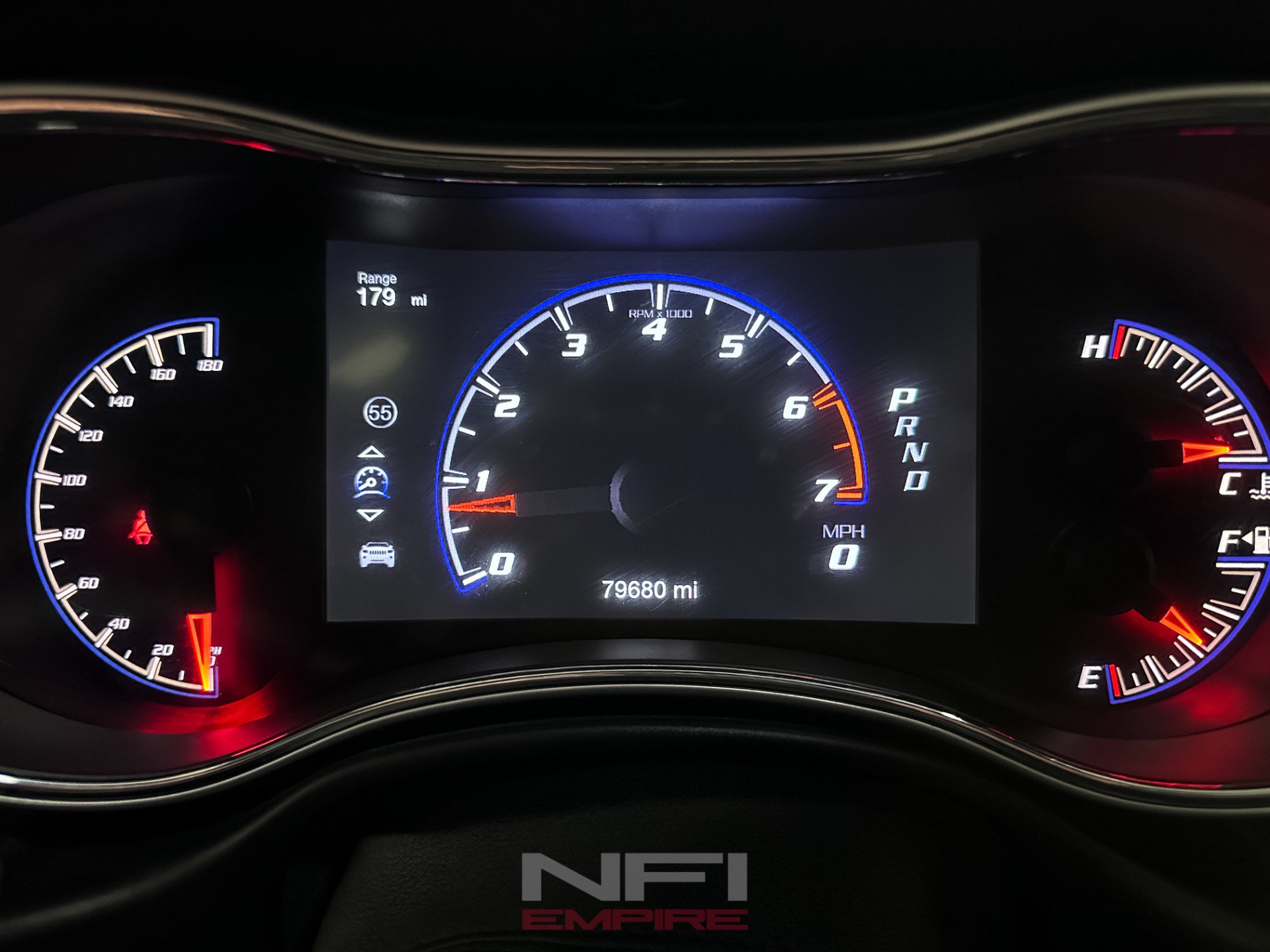 Used 2016 Jeep Grand Cherokee SRT AWD/4WD image 26