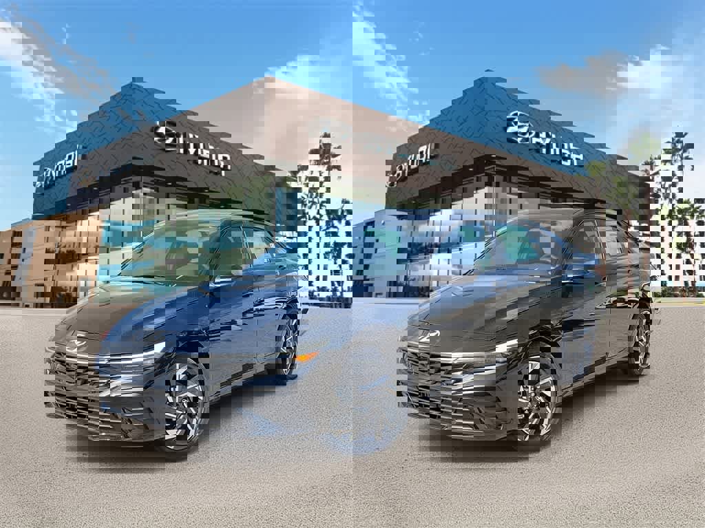 New 2025 Hyundai Elantra SEL