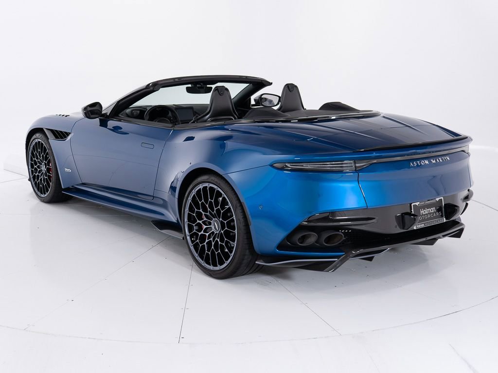 Used 2023 Aston Martin DBS Superleggera Volante image 3