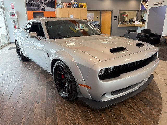 Used 2022 Dodge Challenger SRT Hellcat Redeye RWD image 2