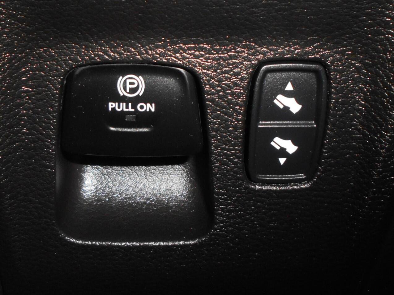 Used 2022 RAM 1500 Big Horn AWD/4WD image 22