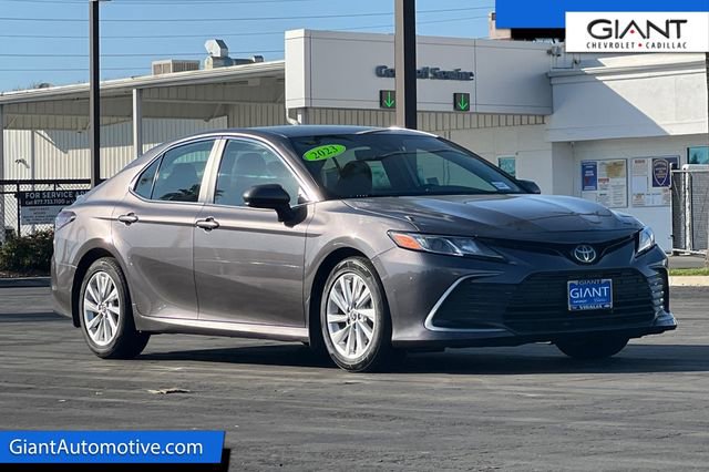 Used 2023 Toyota Camry LE video 1