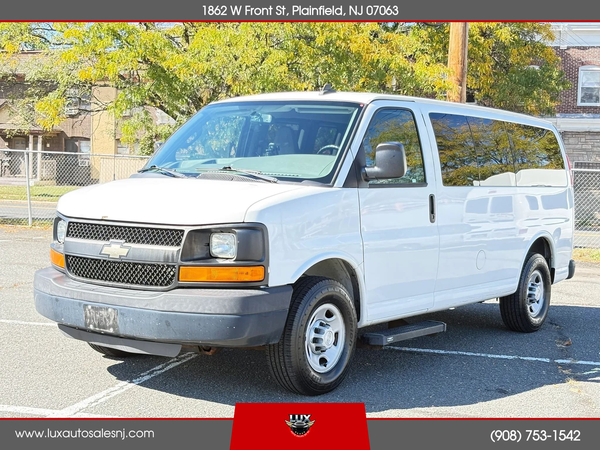 Used 2016 Chevrolet Express 2500 LS RWD image 2