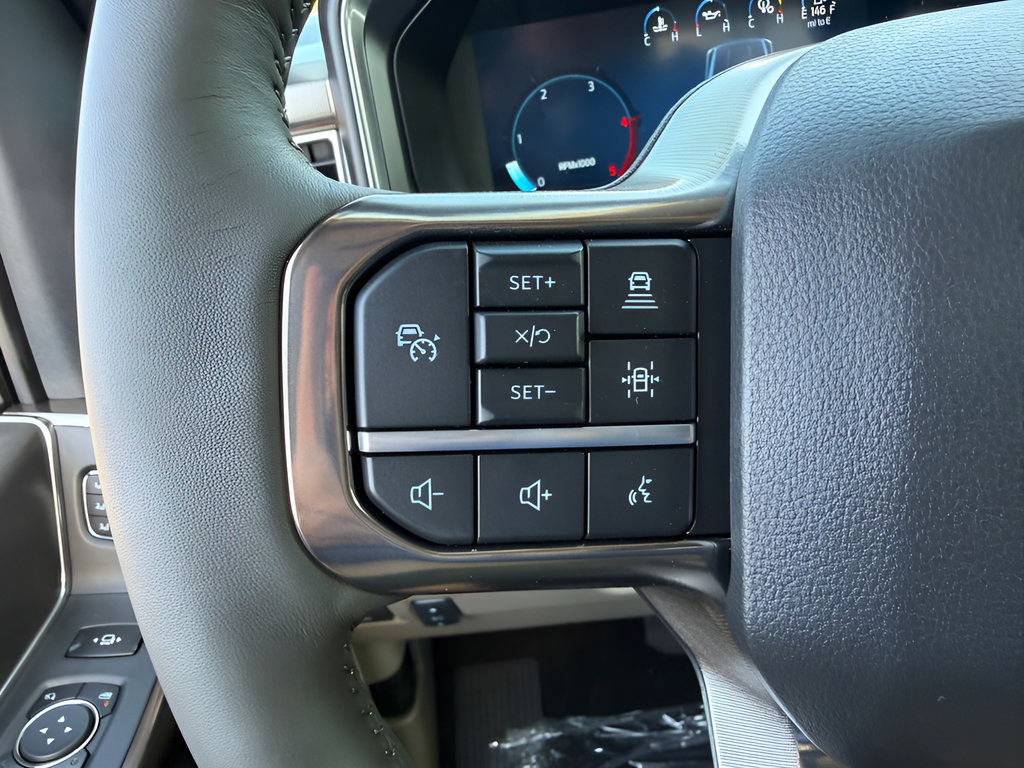New 2026 Ford F350 Platinum w/ Platinum Plus Package AWD/4WD image 19