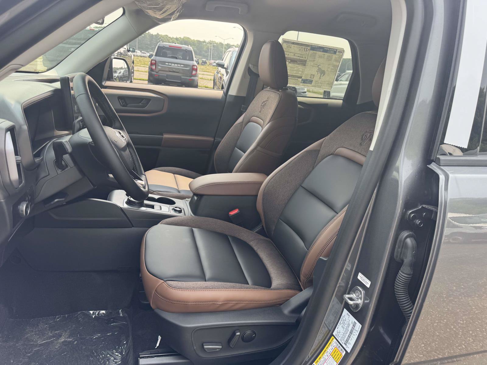 New 2026 Ford Bronco Sport Outer Banks w/ Outer Banks Tech Package+ AWD/4WD image 17