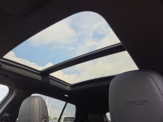 New 2025 Chevrolet Equinox EV RS image 18