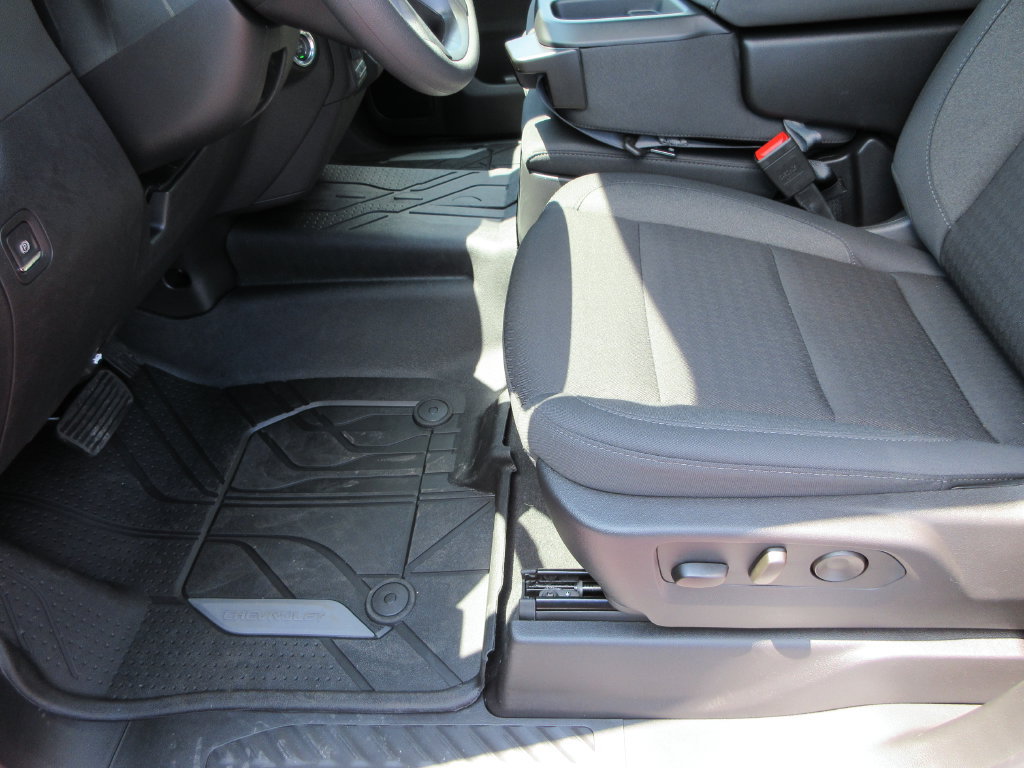 New 2026 Chevrolet Silverado 1500 Custom w/ Turbomax Blackout Package AWD/4WD image 21