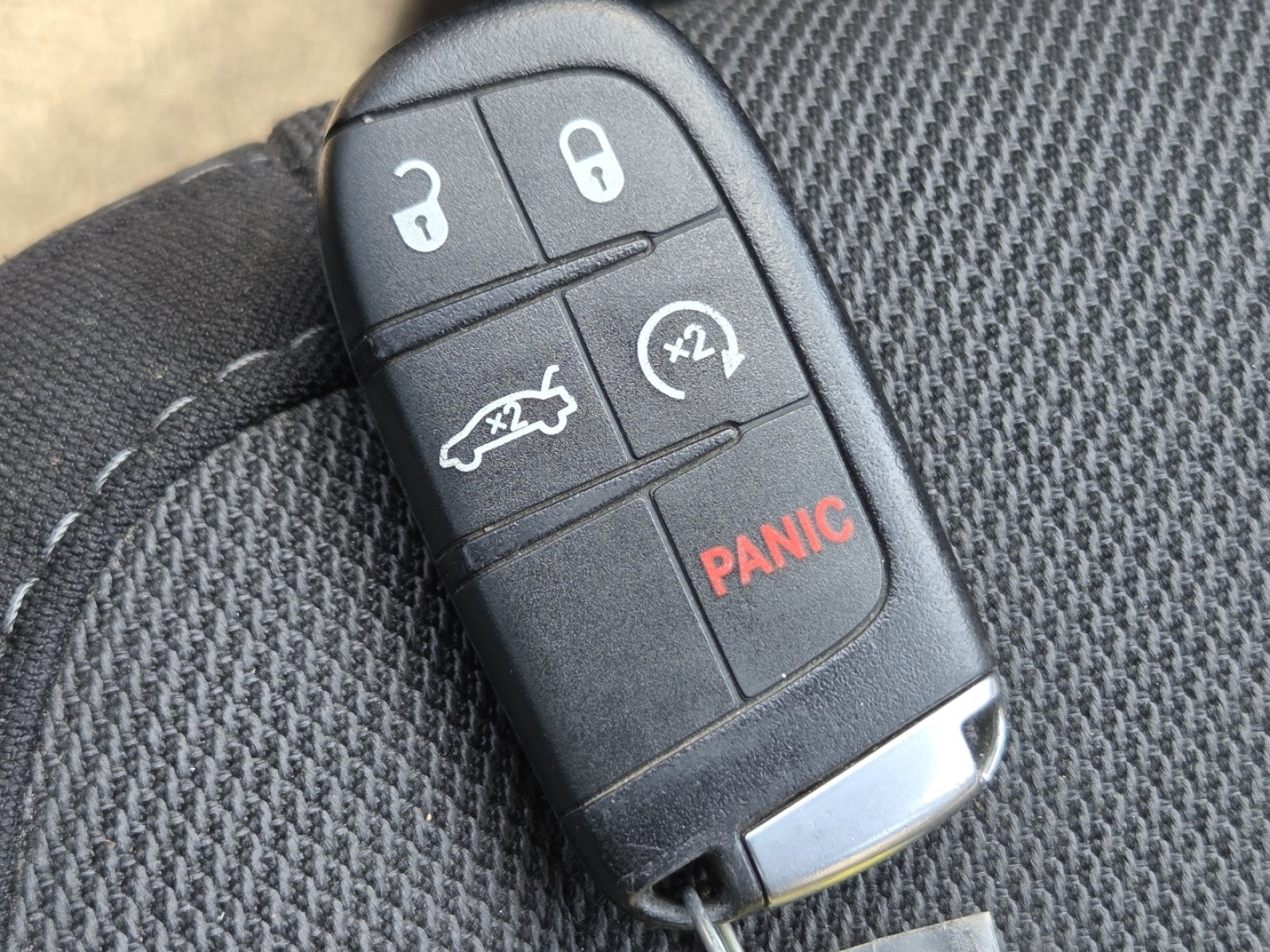 Used 2015 Dodge Charger SXT AWD/4WD image 33