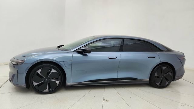 Used 2024 Lucid Air Pure RWD image 3
