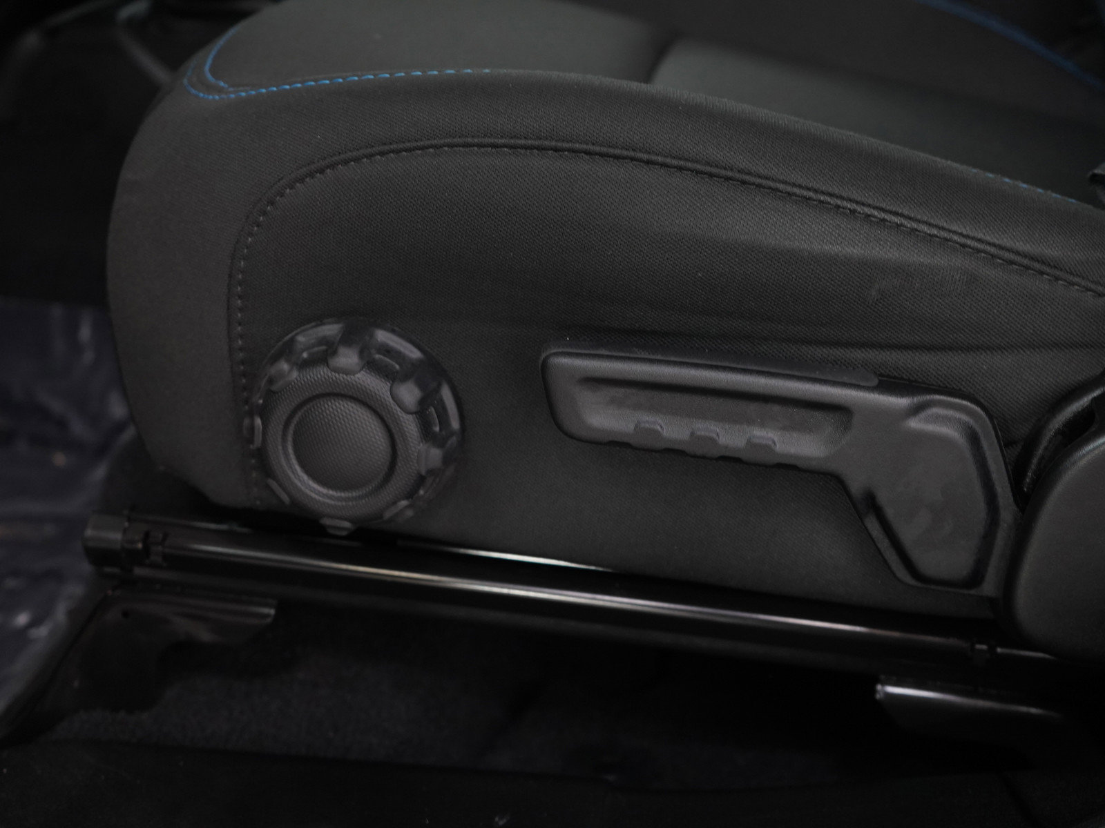 Used 2023 Jeep Wrangler Unlimited Rubicon 4xe w/ Cold Weather Group image 27