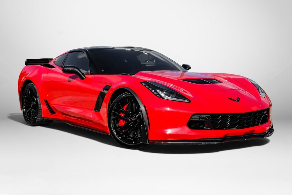 Used 2016 Chevrolet Corvette Z06 w/ 3LZ Preferred Equipment Group RWD image 4