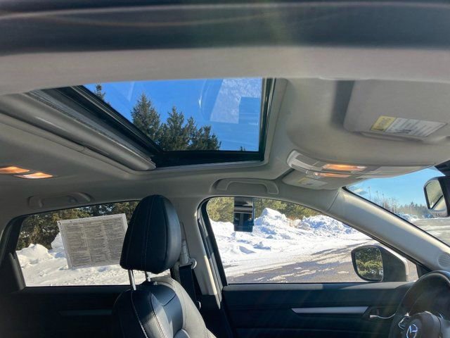 Used 2025 MAZDA CX-5 AWD 2.5 S w/ Preferred Package image 2