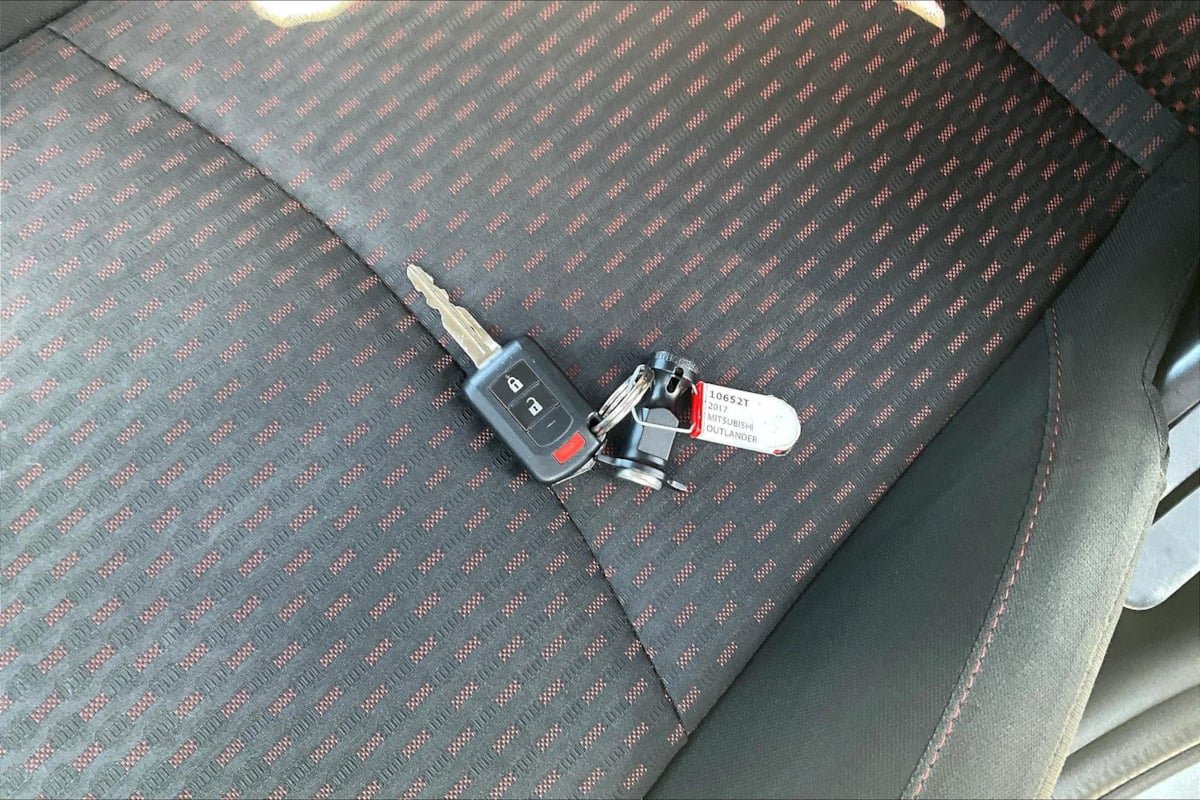 Used 2017 Mitsubishi Outlander Sport ES FWD image 11
