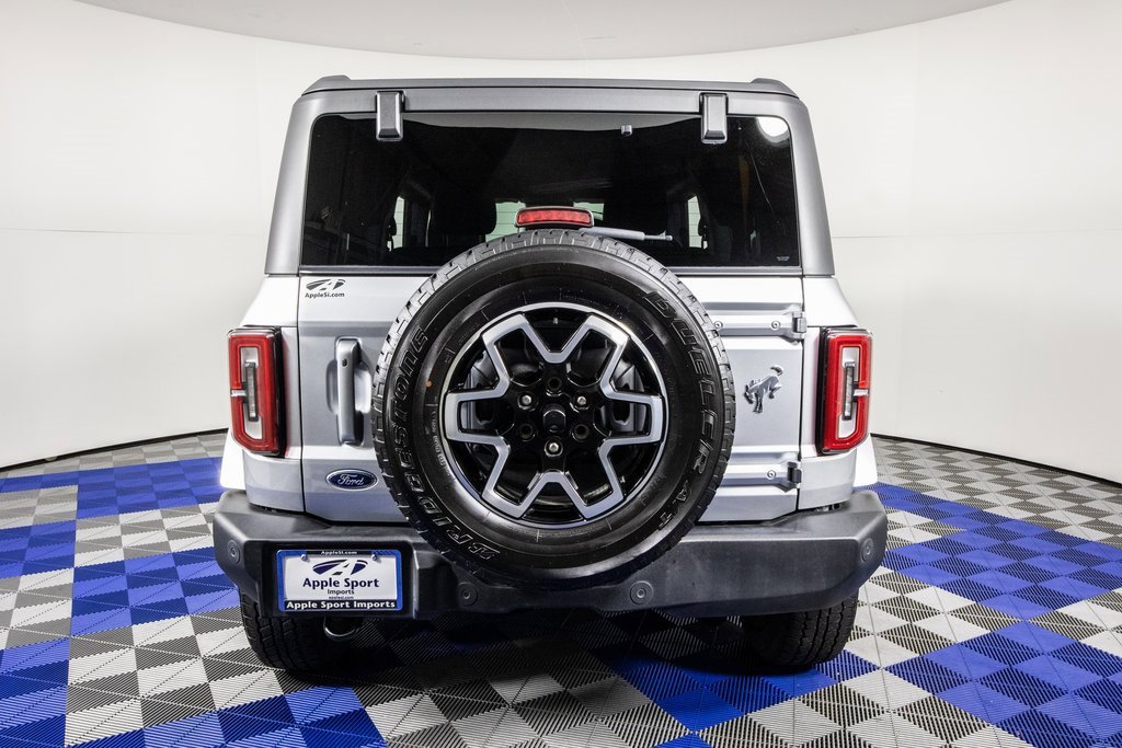 Used 2023 Ford Bronco Outer Banks image 6