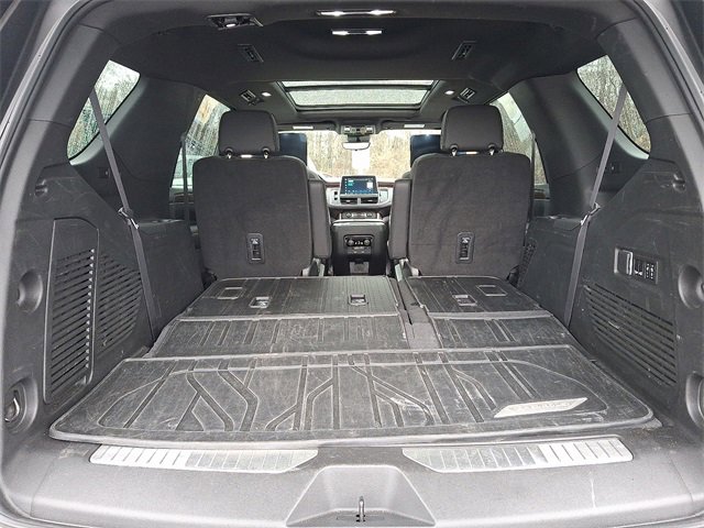 Used 2023 Chevrolet Tahoe High Country image 30