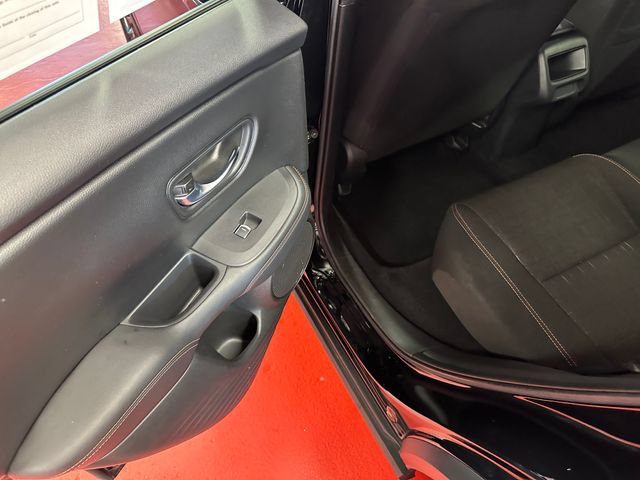 Used 2024 Honda HR-V Sport image 12
