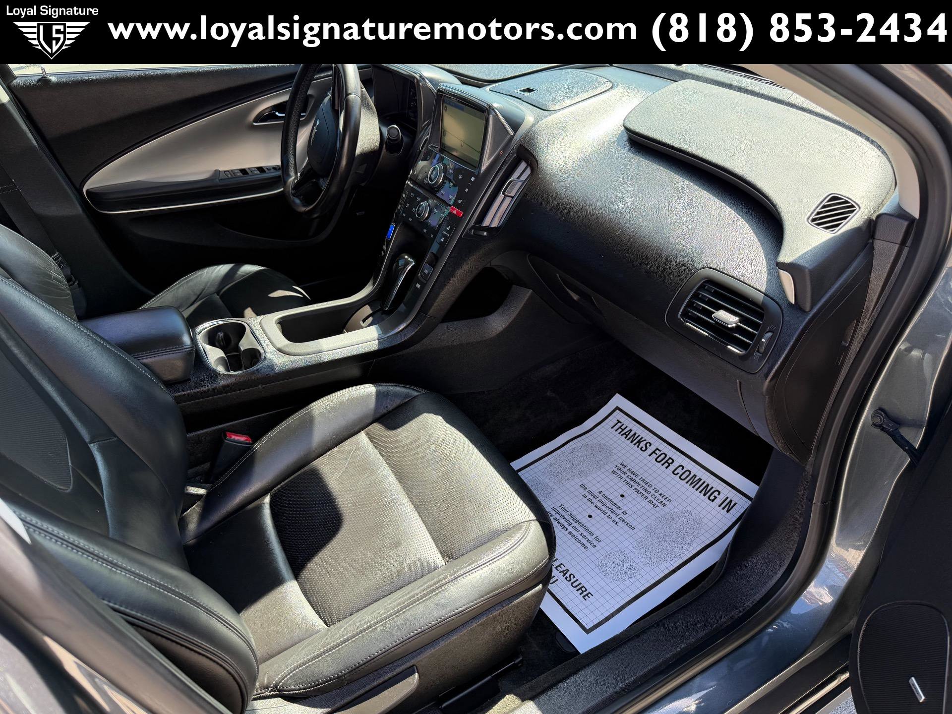 Used 2012 Chevrolet Volt Premium w/ Premium Trim Package FWD image 30