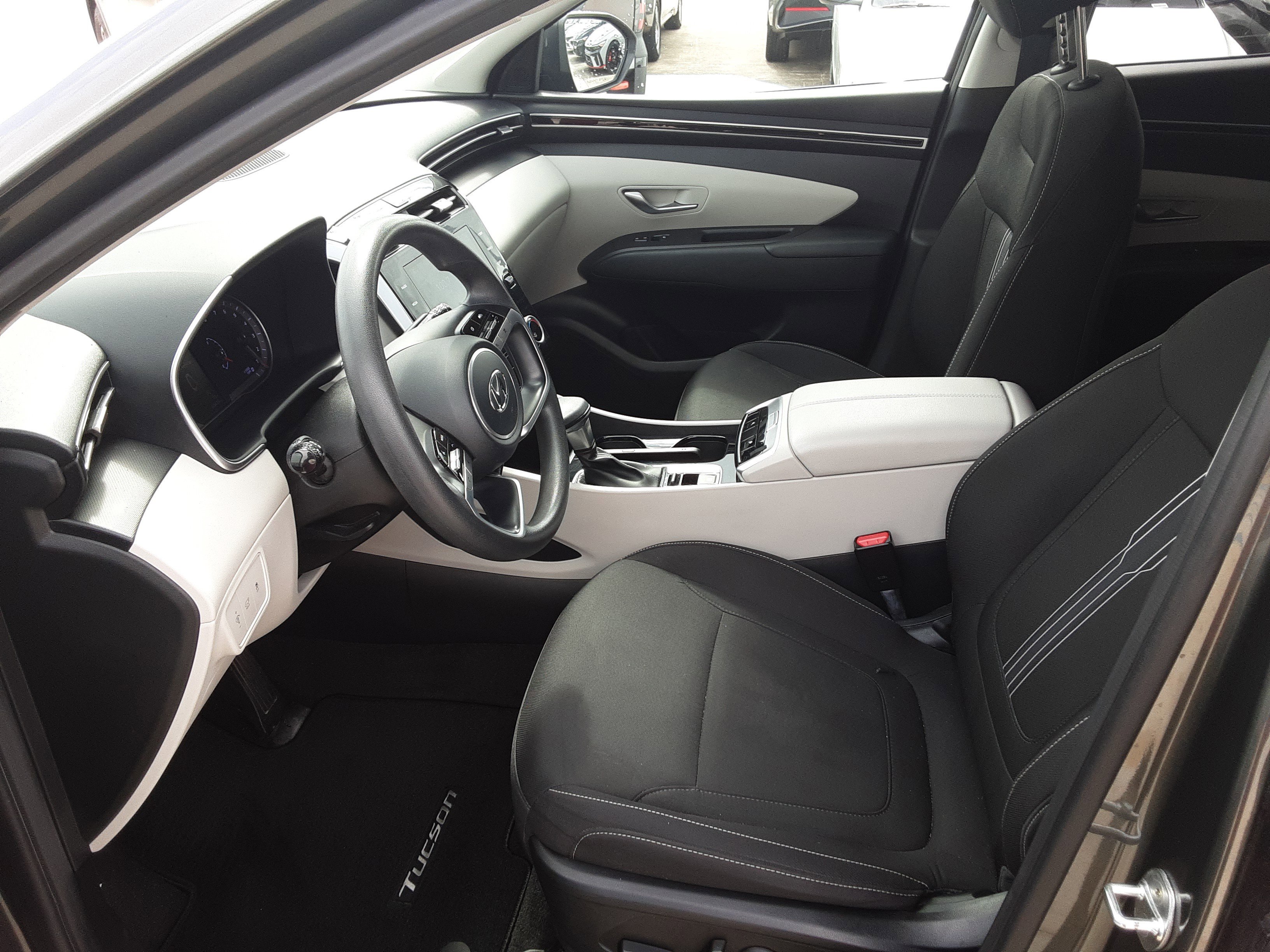 Used 2023 Hyundai Tucson SEL image 10