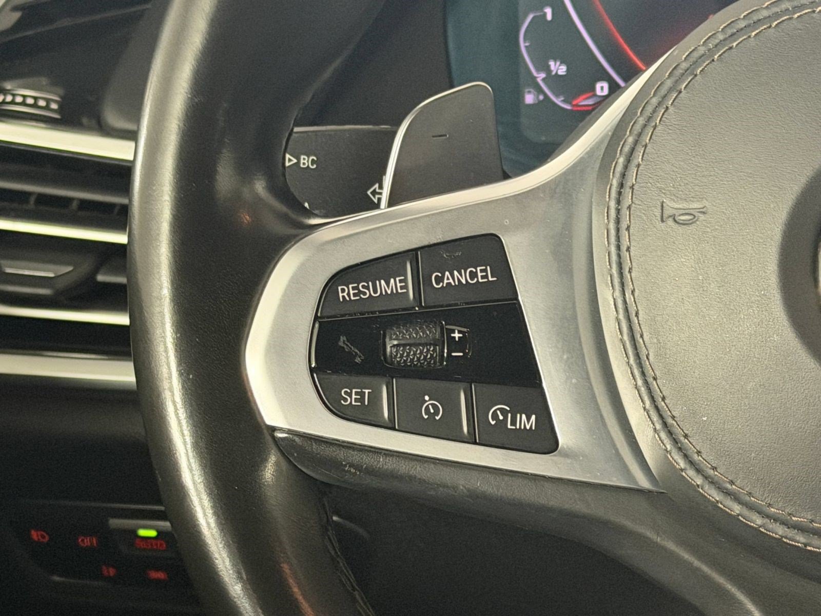 Used 2020 BMW X7 M50i w/ Executive Package AWD/4WD image 15