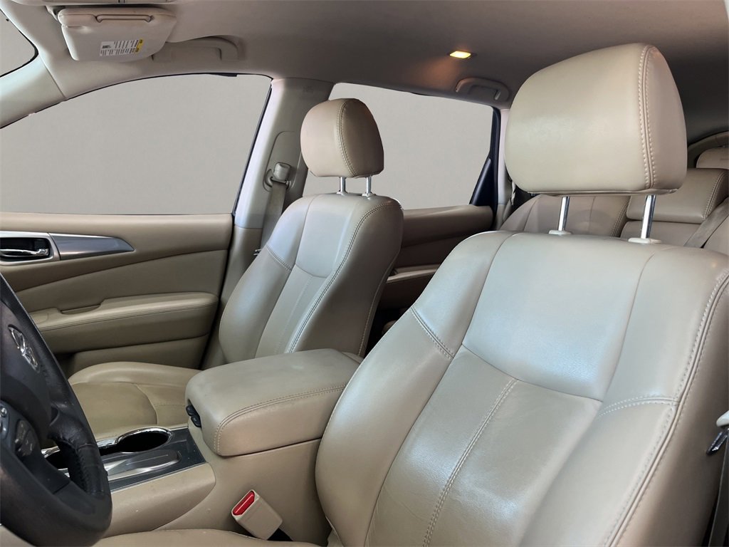 Used 2018 Nissan Pathfinder SL image 9
