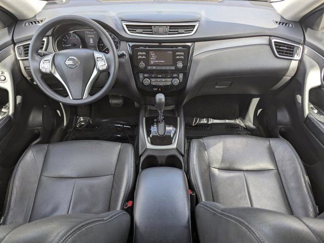 Used 2016 Nissan Rogue SV w/ SV Family Package FWD image 18