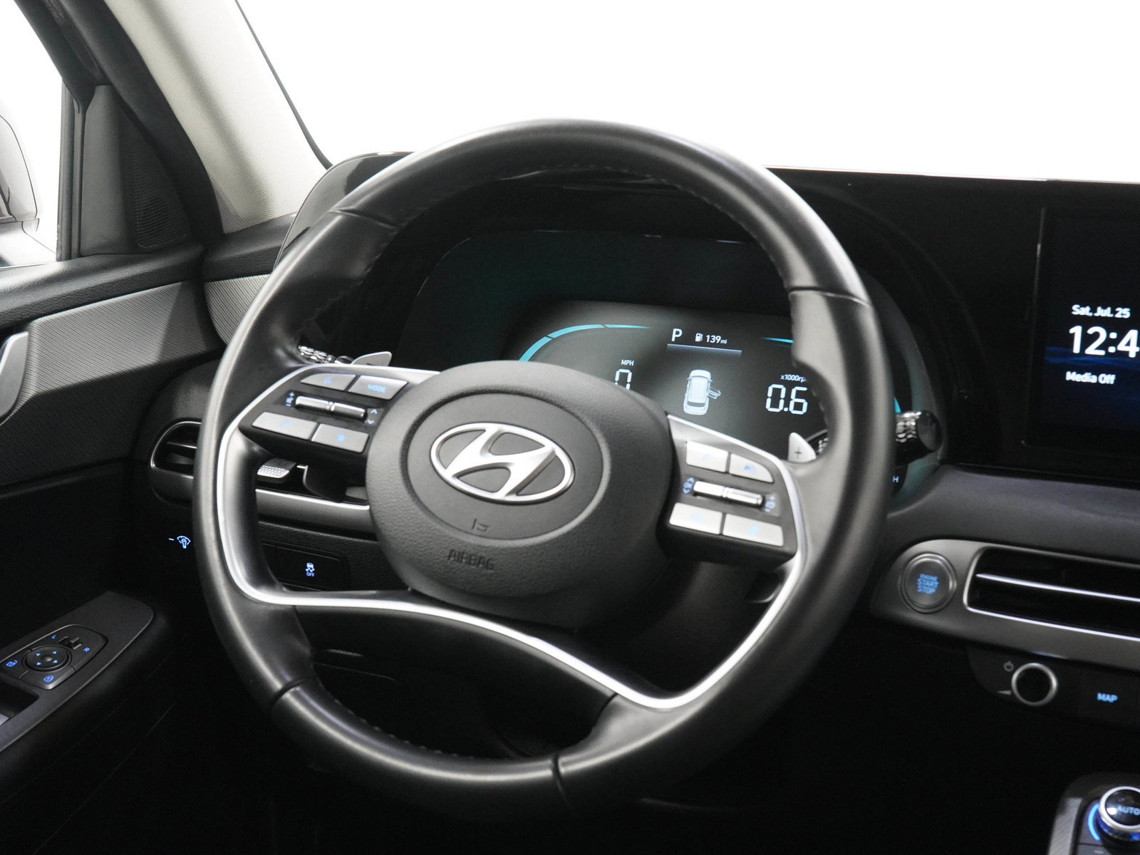 Used 2024 Hyundai Palisade SEL AWD/4WD image 15
