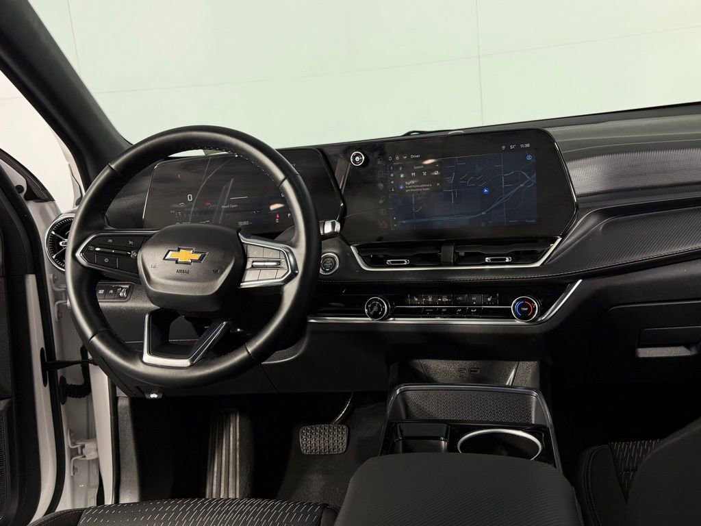 Used 2025 Chevrolet Equinox LT image 12