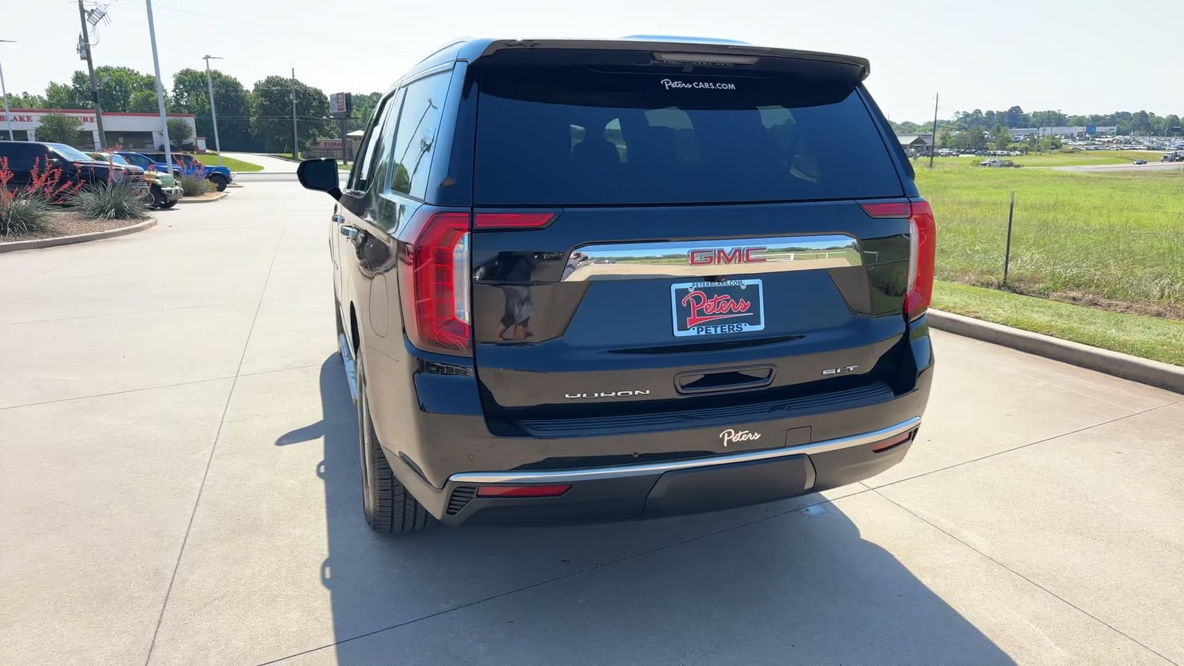 Used 2024 GMC Yukon SLT AWD/4WD image 8