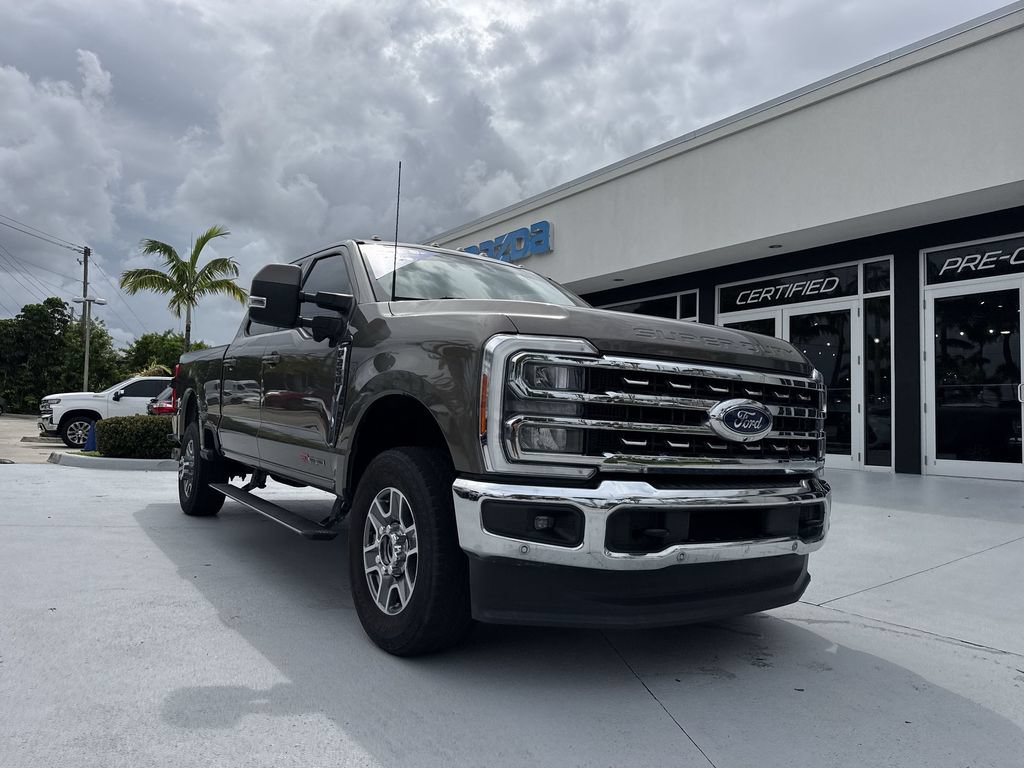 Used 2023 Ford F250 Lariat w/ Lariat Ultimate Package AWD/4WD image 30