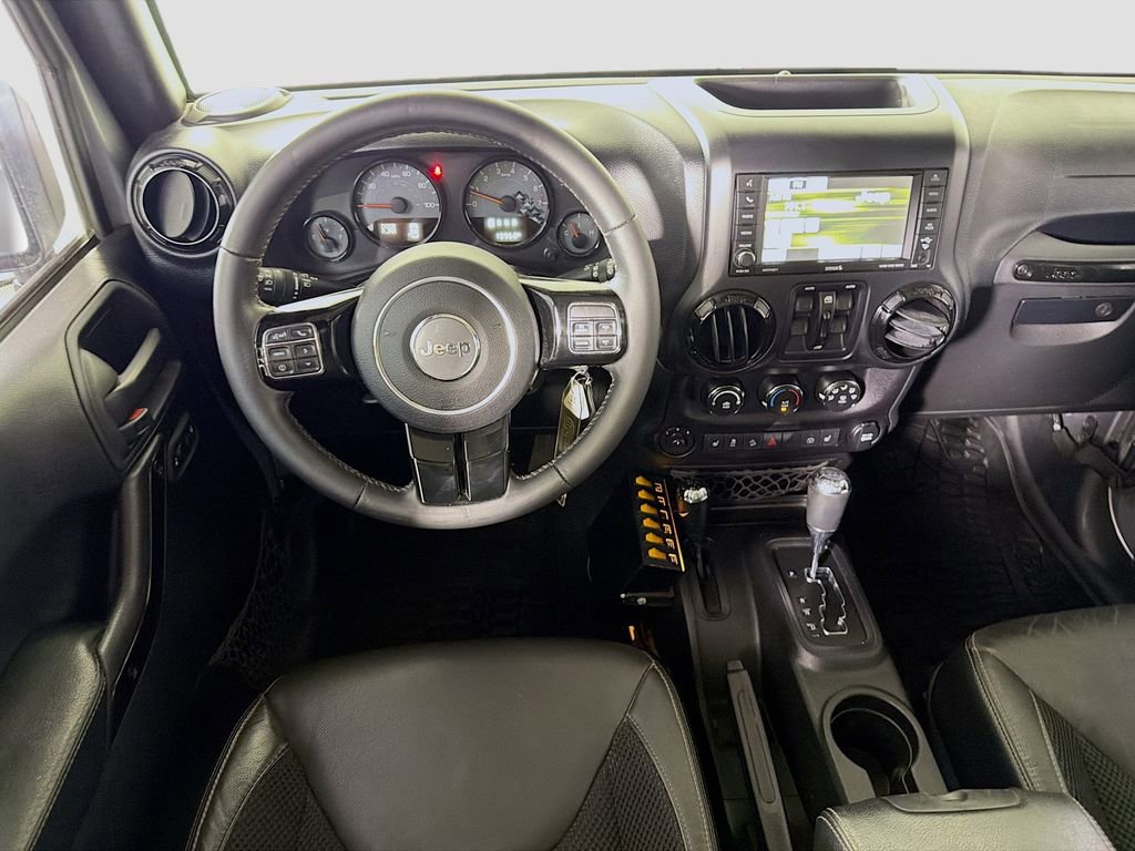 Used 2017 Jeep Wrangler Unlimited Sahara image 22