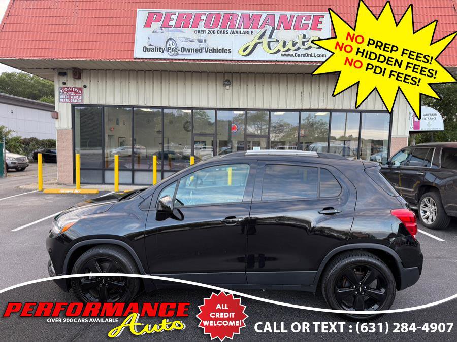 Used 2018 Chevrolet Trax Premier w/ Midnight Edition FWD image 3