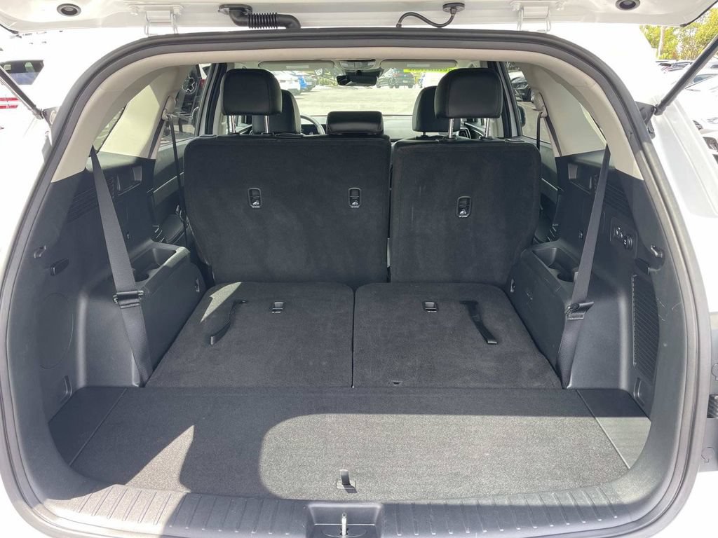 Used 2025 Kia Sorento S FWD image 28