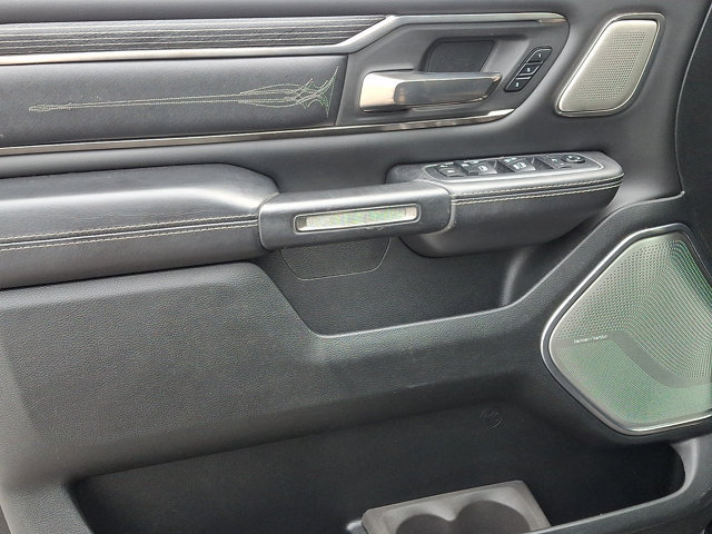 Used 2020 RAM 1500 Limited w/ Black Appearance Package AWD/4WD image 14