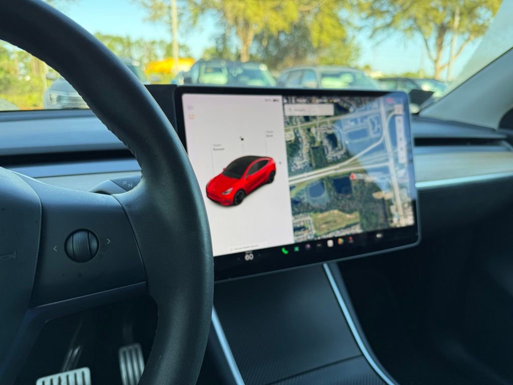 Used 2020 Tesla Model Y Performance image 21