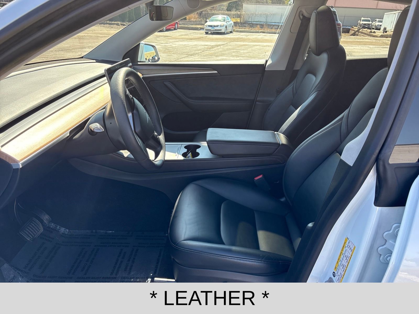 Used 2023 Tesla Model Y Performance image 9