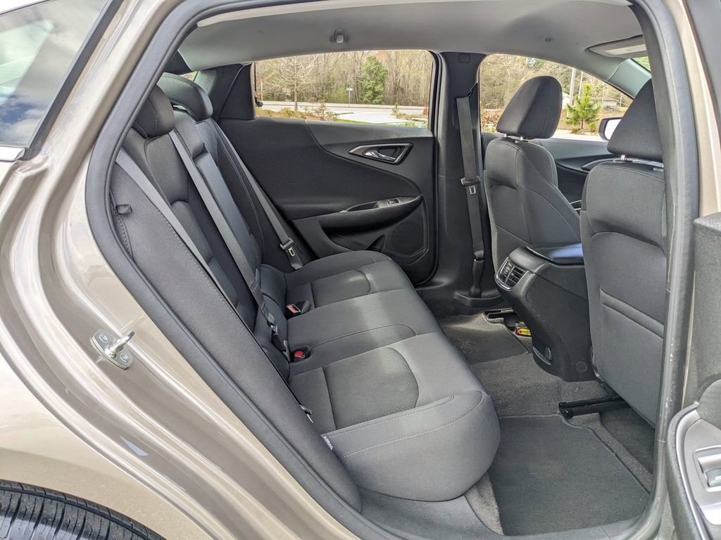 Used 2025 Chevrolet Malibu LT image 42