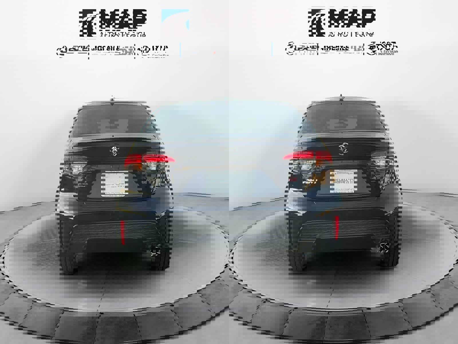 Used 2022 Toyota Corolla SE w/ Carpet Mat Package (TMS) image 4