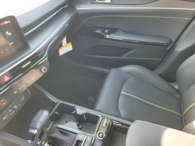 Used 2025 Kia K5 GT FWD image 13