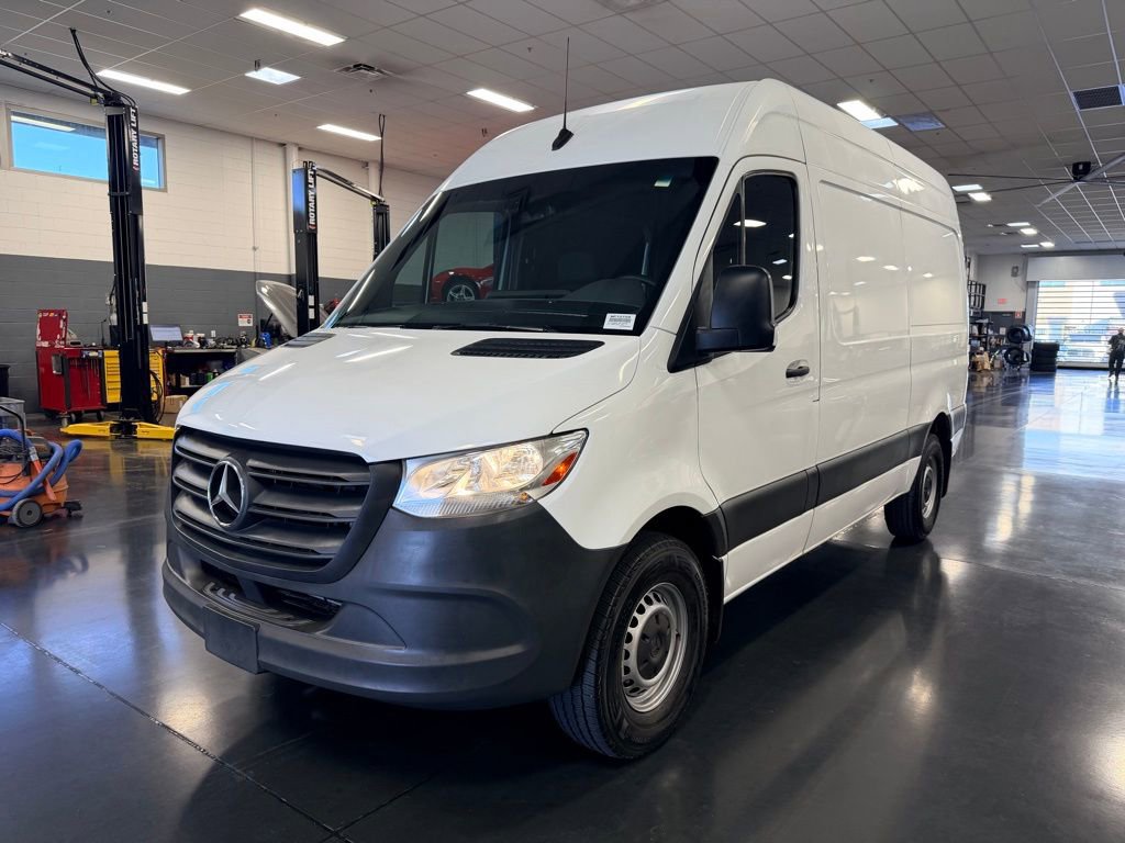 Used 2021 Mercedes-Benz Sprinter 2500 image 3